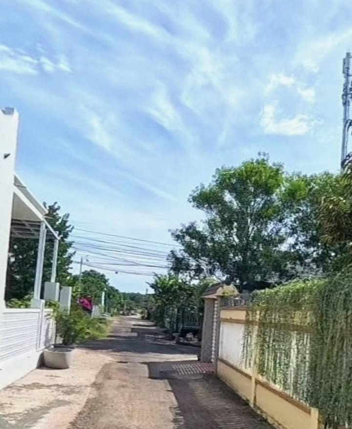 Bán lô đất 1500m² khu Phương Đông, Đồng Xoài - Giá chỉ 1.2 tỷ VND thương lượng!