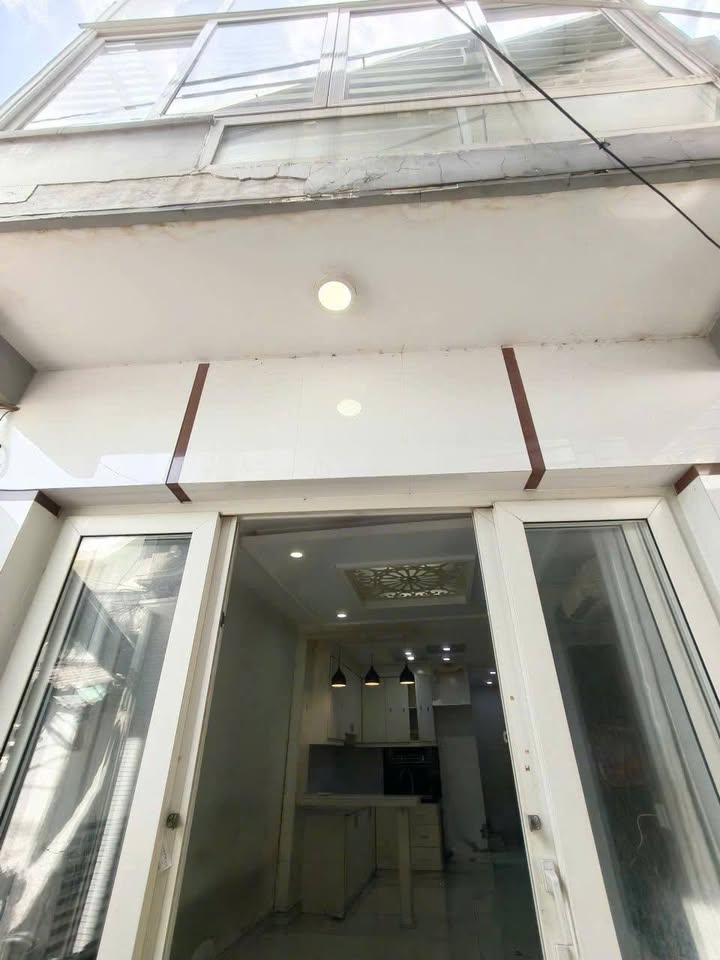 Nhà bán Chánh Hưng, Quận 8 - 28m² chỉ 3.38 tỷ - Sẵn sàng vào ở!