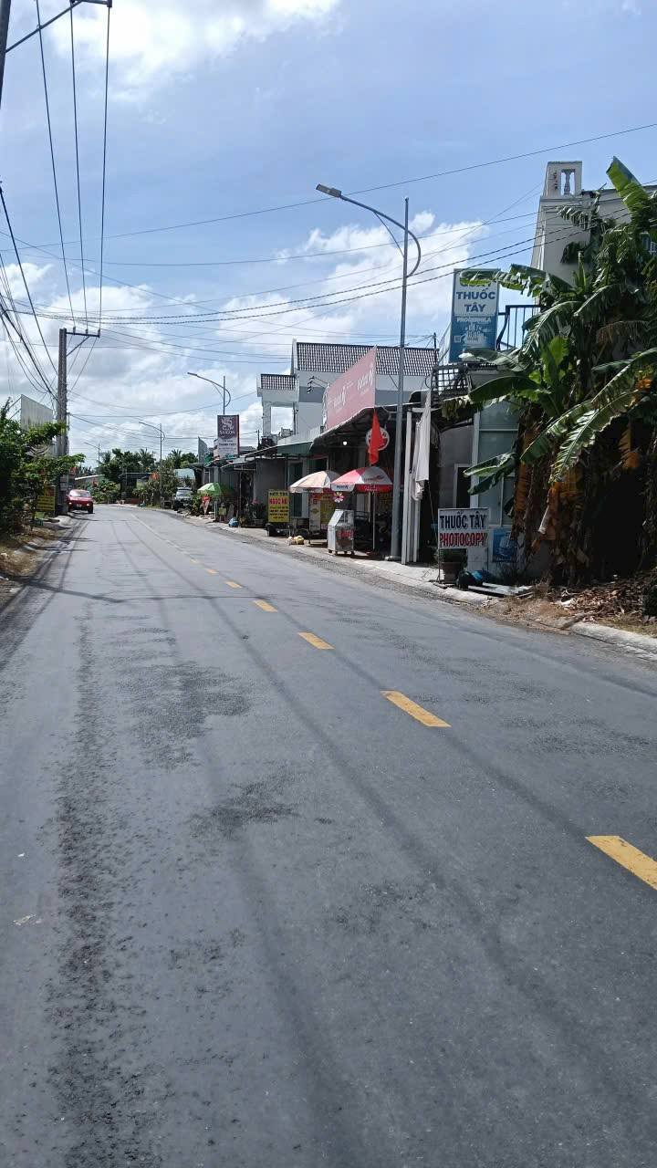 Đất nền Cái Bè 200m² giá 2.4 tỷ - Chính chủ bán gấp, thích hợp kinh doanh!