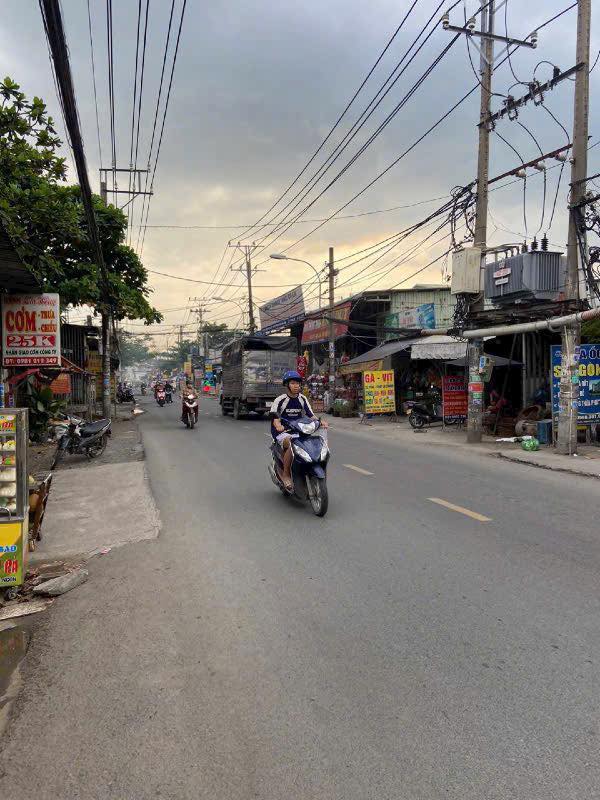 Bán nhà mặt tiền Vĩnh Lộc, Bình Chánh 132.5m² giá 10 tỷ - Kinh doanh sầm uất!