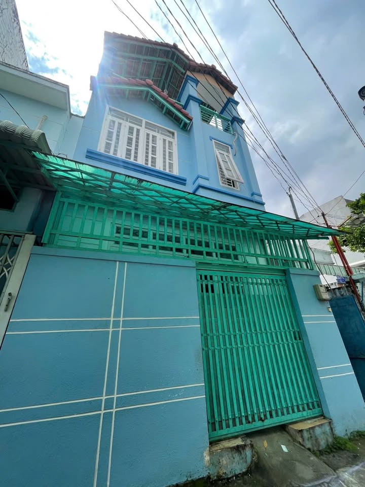 Nhà 3 tầng đường 339, Phước Long B, Thủ Đức 40m² giá 5.6 tỷ - Nhà mới đẹp, sẵn sàng ở ngay!