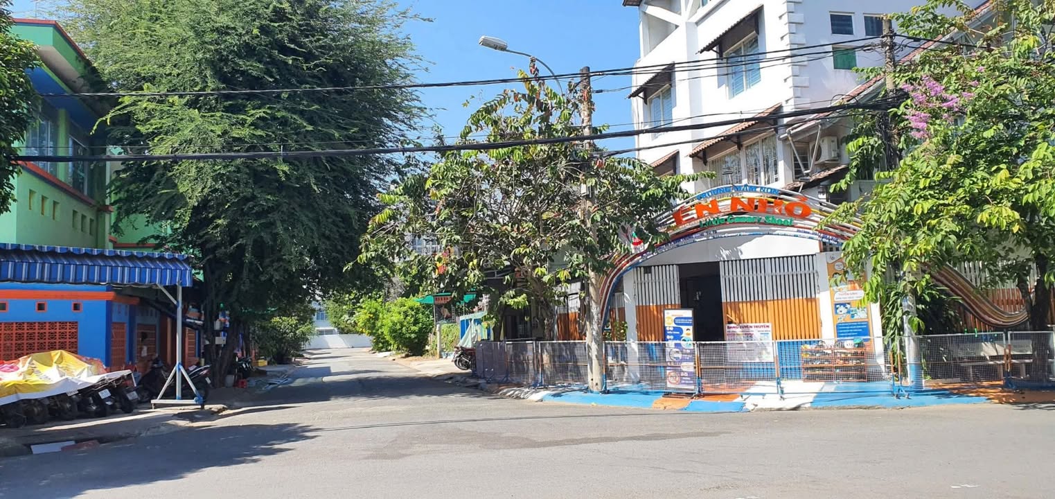 Lô đất mặt tiền Nguyễn Duy Trinh, Thủ Đức 200m² giá 21 tỷ - Đầu tư sinh lời ngay!