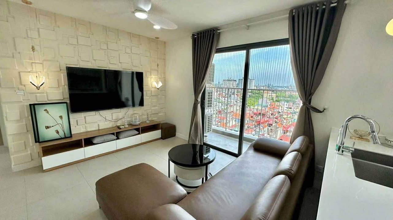 Căn hộ Kosmo Tây Hồ 2PN, 2VS giá chỉ 16 triệu - Chỉ cần xách vali vào ở!