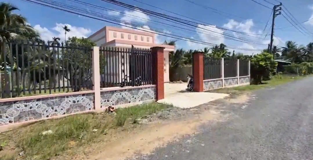 Đất vườn Phú Tân Châu Thành 703m² giá 2.5 tỷ - Đầu tư sinh lời ngay!