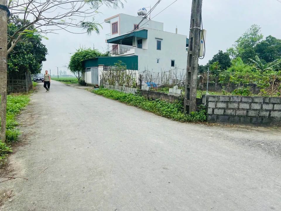 Đất nền Độc Lập, Hưng Hà 130m² giá 1.0xx tỷ - Gần sông thoáng mát!