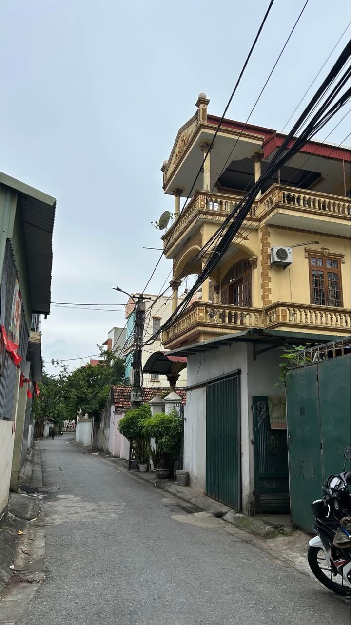 Đất TĐC Giang Biên 76m² giá 12 tỷ - Lô góc, ô tô vào tận nơi!