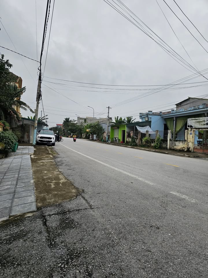 Nhà phố Quảng Hưng, Thanh Hóa 230m² giá 2.1 tỷ - Sẵn sàng vào ở ngay!