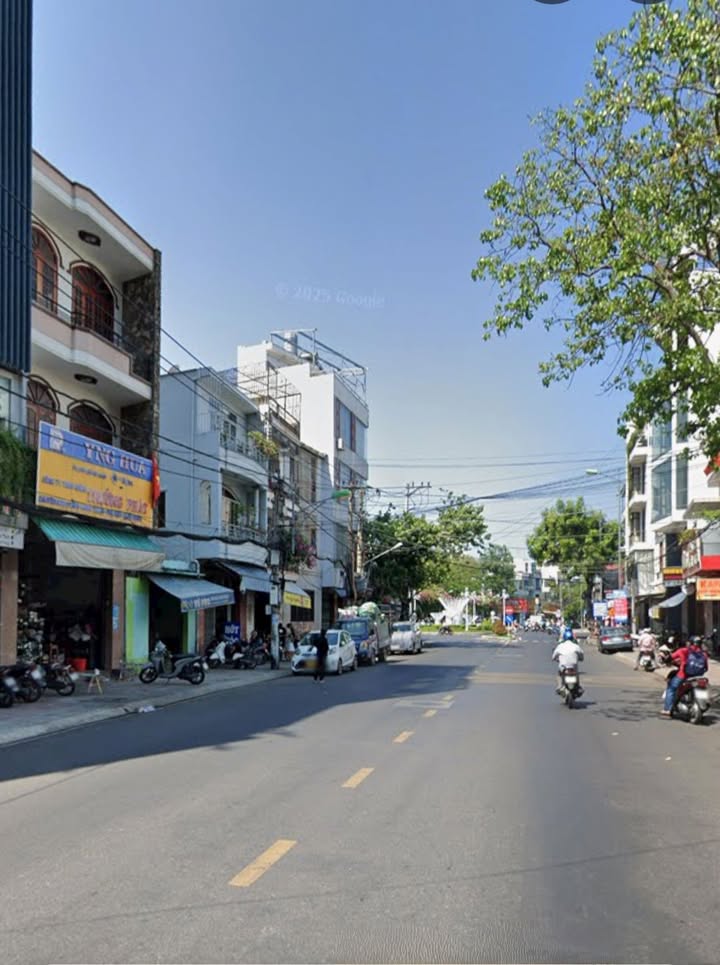 Cho thuê nhà 3 tầng mặt tiền đường Trần Quý Cáp, Nha Trang 80m² - Vị trí đắc địa kinh doanh