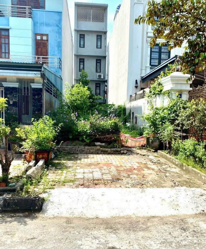 Đất nền Hồng Hà Hạ Long 118m² giá 8.3 tỷ - Vị trí đắc địa gần biển!