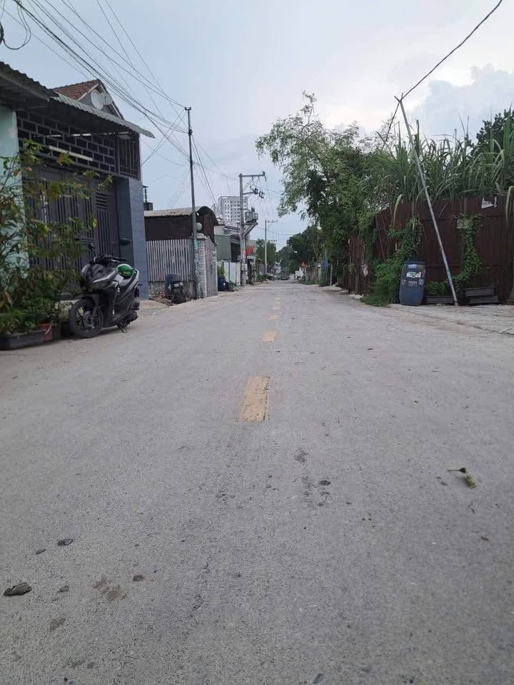 Nhà cấp 4 tại An Phú, Thuận An 210m² giá 5.9 tỷ - Đầu tư sinh lời bền vững!