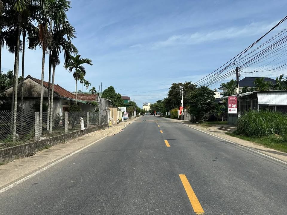 Nhà 2 tầng mặt tiền 623B Tư Nghĩa 500m² giá chỉ 1.1 tỷ - Cơ hội đầu tư tuyệt vời!