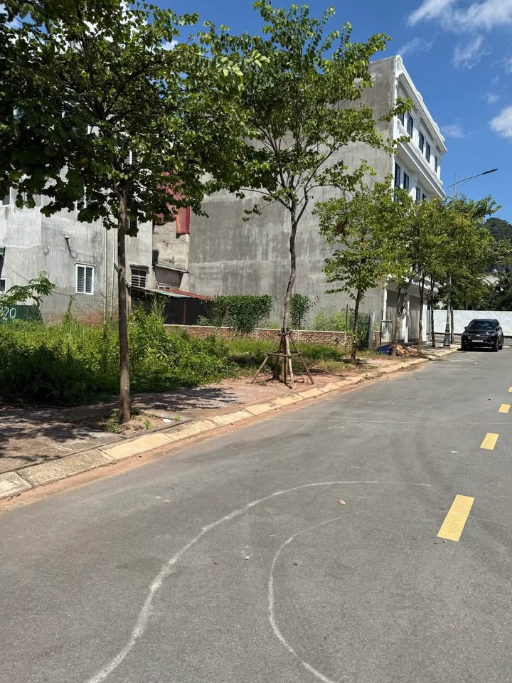 Đất nền Khu đô thị Picenza Sơn La 67m² giá chỉ 1.1 tỷ - Sát công viên và chợ Chiềng An!