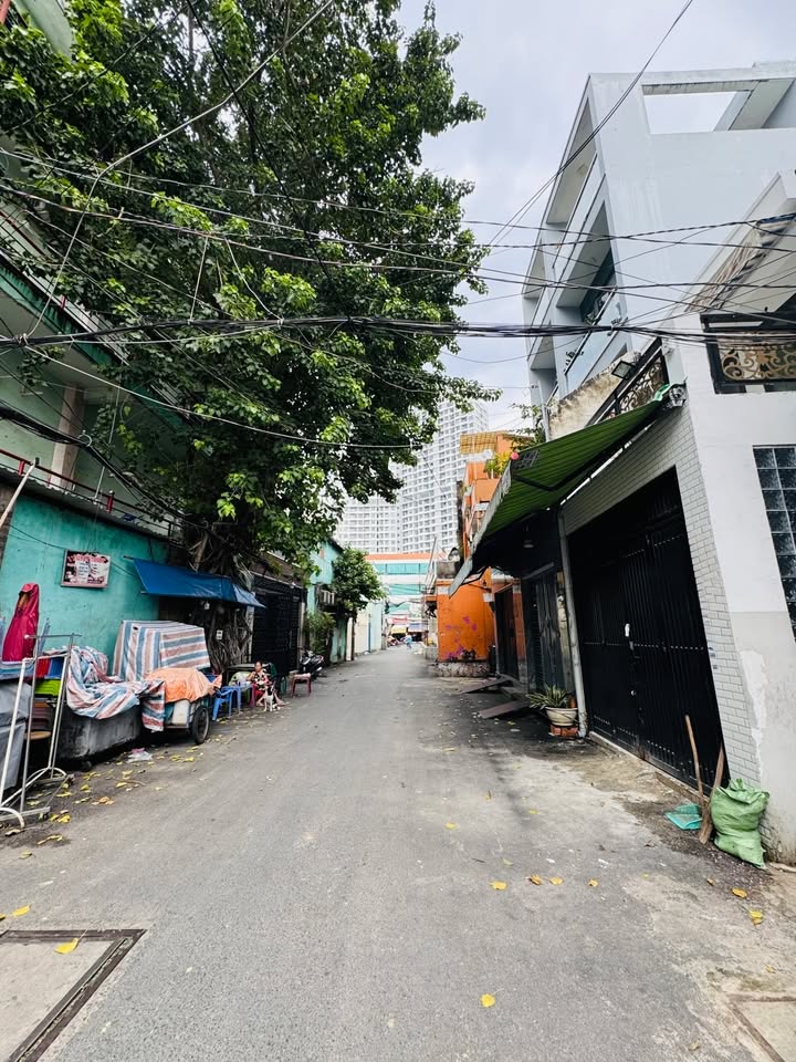 Nhà 2 tầng Minh Phụng quận 6, 32m² chỉ 4 tỷ - Kinh doanh hiệu quả!