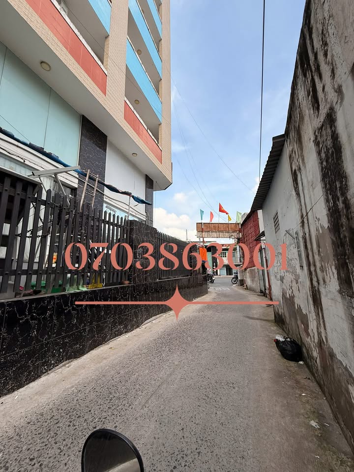 Nhà phố 64m² Phạm Văn Chí, Quận 6 giá 6 tỷ - Hẻm ô tô tận nhà, tiện ích đầy đủ!