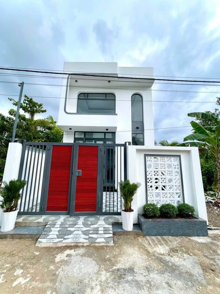 Nhà trệt lửng mới xây tại Long Tuyền 78m² giá 1.69 tỷ - Sẵn sàng vào ở!