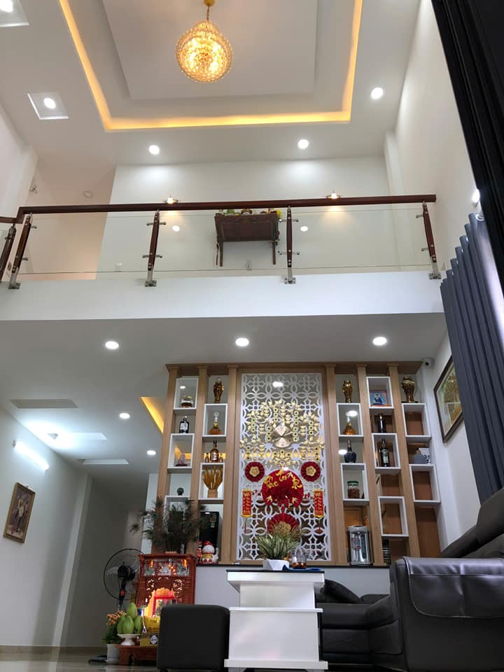 Nhà chính chủ Củ Chi 180m² giá 4 tỷ - Cơ hội vàng cho gia đình bạn!