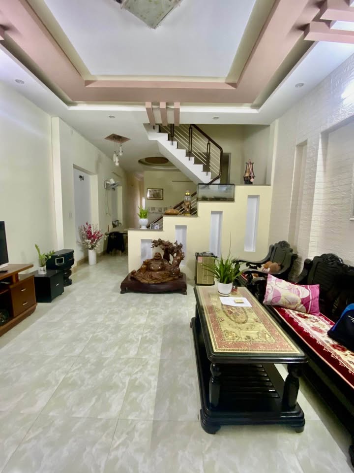 Nhà mặt tiền Ngũ Hành Sơn 100m² giá 3.25 tỷ - Tiện nghi hoàn hảo