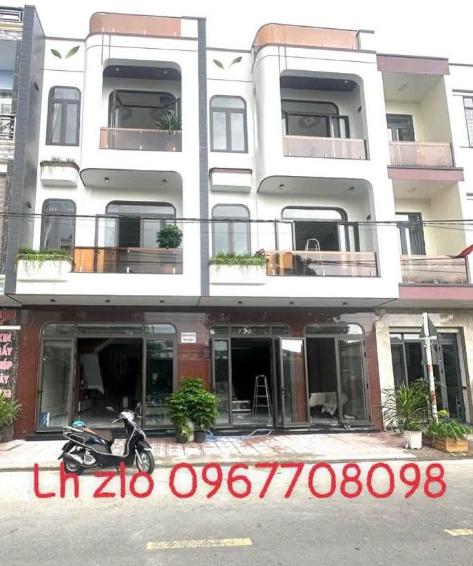 Nhà 3 tầng mới xây tại Dĩ An 66m² giá 5.5 tỷ - Thiết kế hiện đại, dân trí cao!