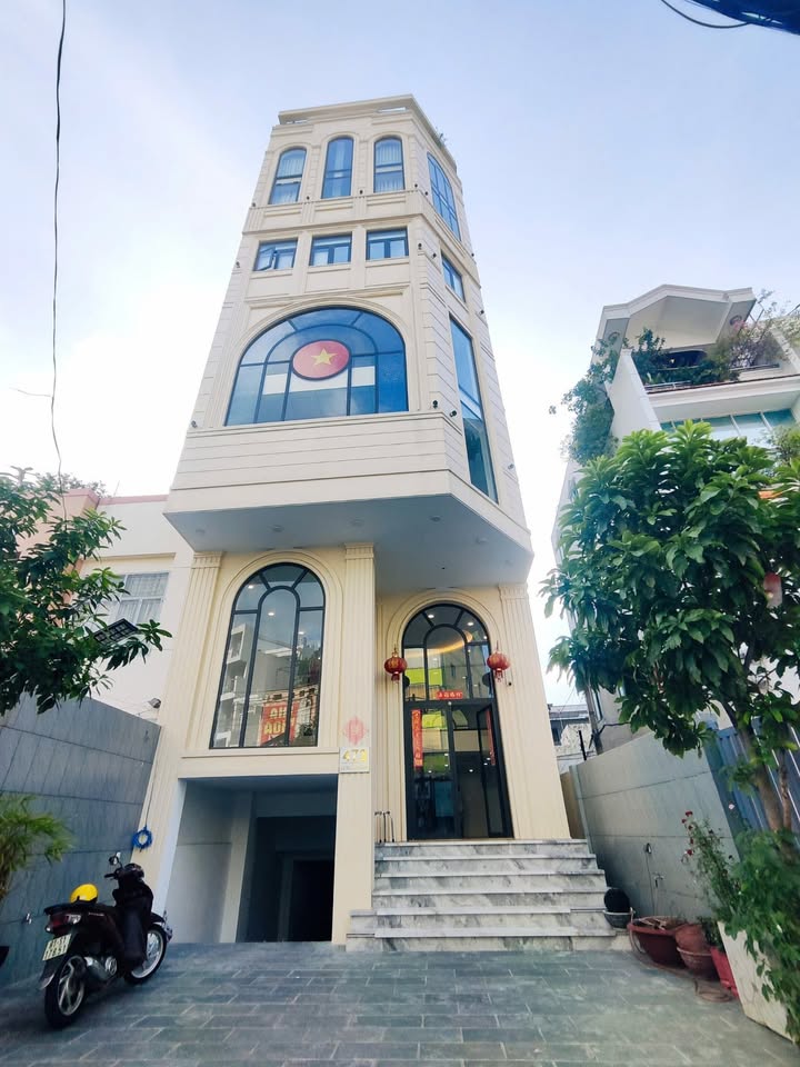 Cho thuê tòa nhà góc 473 Lê Quang Định, Gò Vấp - Diện tích 224m², vị trí đắc địa!
