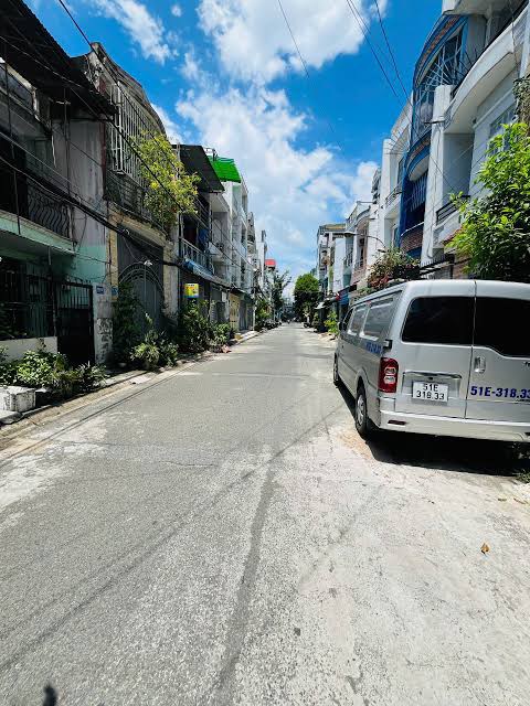 Nhà phố Đồng Đen quận 10, 80m² giá 10 tỷ - Vị trí đắc địa ngay khu ẩm thực!