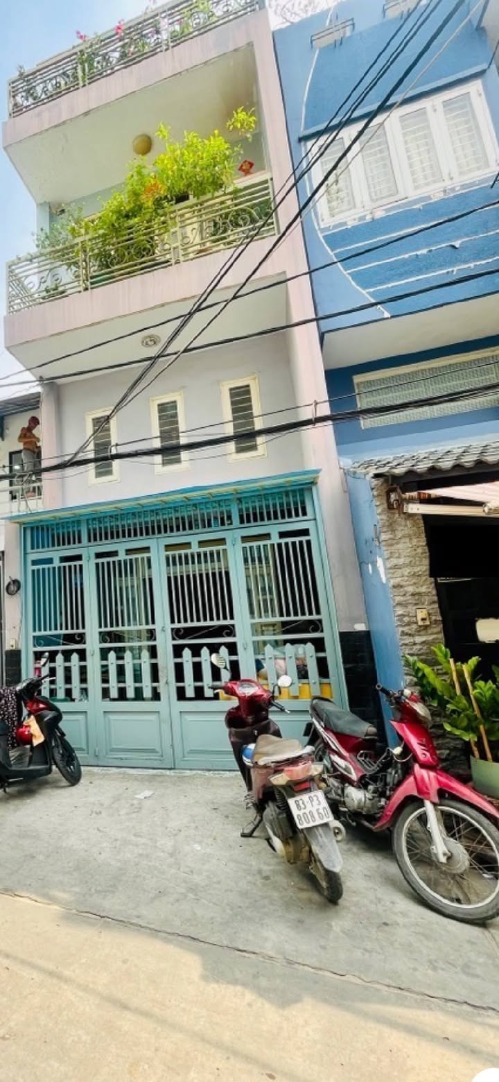 Nhà 4 tầng đường Âu Dương Lân, P3, Q8 - 45m² chỉ 6 tỷ - Nhà mới đẹp, vào ở ngay!