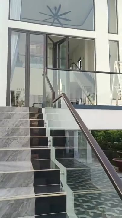 Nhà phố Mỹ Đức Đông Cái Bè 350m² giá 3.5 tỷ - Thiết kế hiện đại, sẵn sàng vào ở!