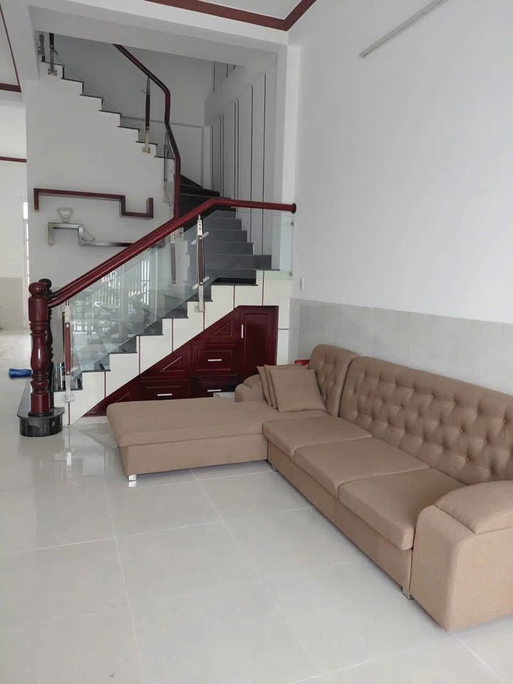 Nhà đẹp Hưng Phú, Cái Răng, 100m² giá 3.95 tỷ - Sổ hồng hoàn công!