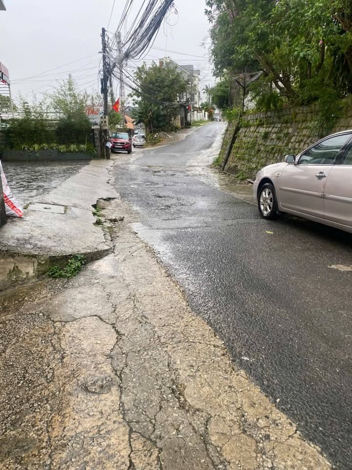 Cho thuê nhà phố Đà Lạt 270m² giá 20 triệu - Thích hợp làm văn phòng, yoga, gym