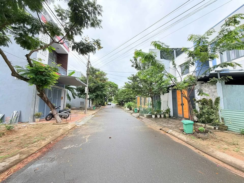 Đất nền KDC NCL Hòa Xuân Đà Nẵng 92.5m² giá chỉ 3.68 tỷ - Cơ hội đầu tư hấp dẫn!