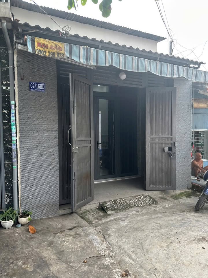 Nhà mặt tiền hẻm xe tải đường Phạm Hùng quận 8, 48m² giá 2.75 tỷ - Đẹp vào ở ngay!