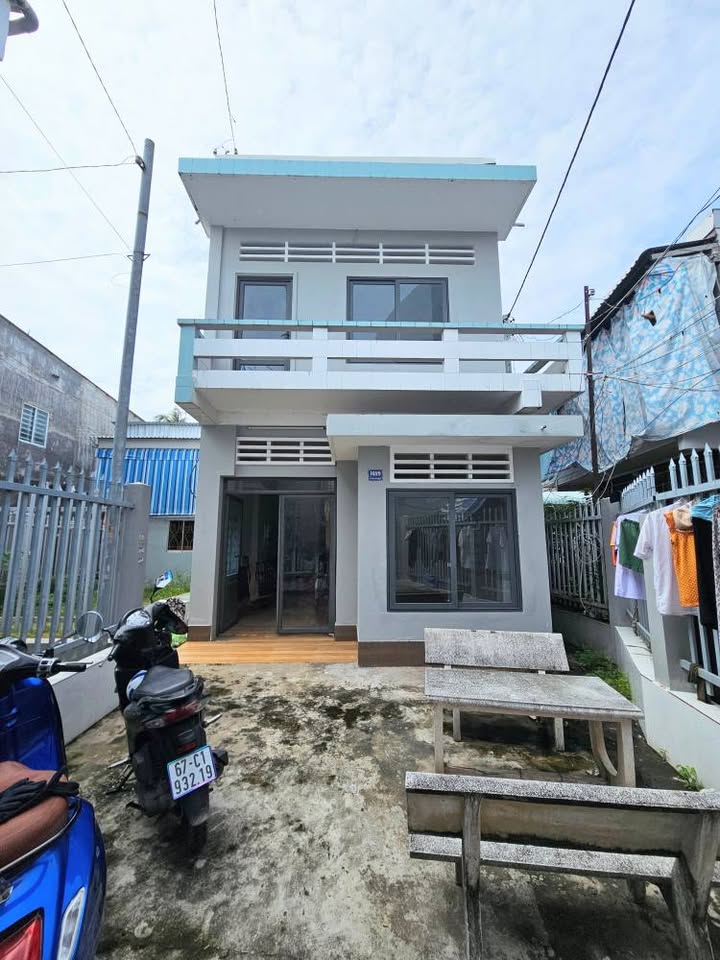 Nhà bán Hẻm 3m đường Phan Bội Châu, Bình Khánh, Long Xuyên 227.7m² - Đất rộng hiếm có, giá tốt!