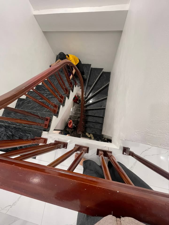 Nhà 3 tầng phường Trần Lãm 110m² giá 1.9 tỷ - Sẵn sàng vào ở ngay!