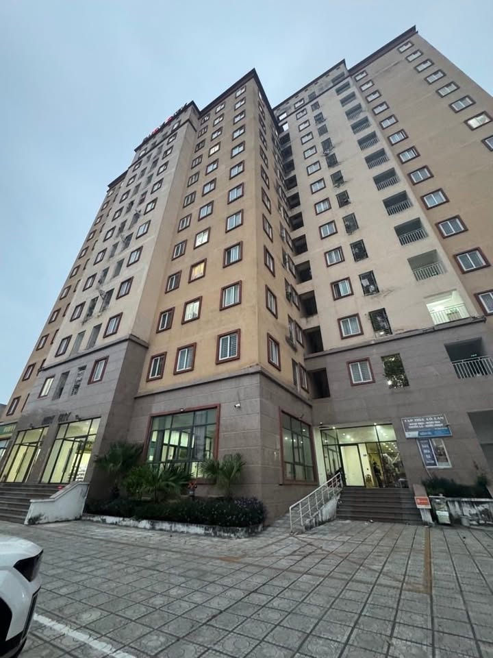 Căn hộ Ruby 2 Long Biên 82m² giá 5 tỷ - Lô góc view đẹp, tặng nội thất liền tường!