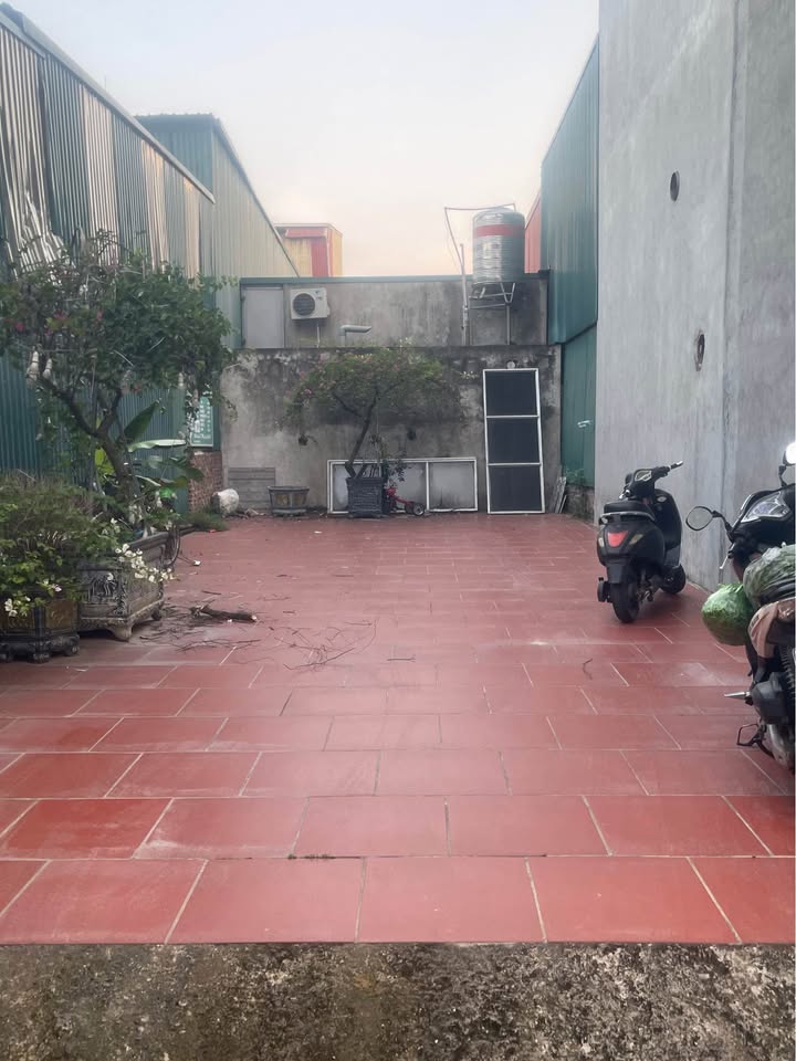 Đất nền lô 2 Phú Thị, Gia Lâm 81m² giá 8 tỷ - Vị trí đắc địa, đầu tư sinh lời!