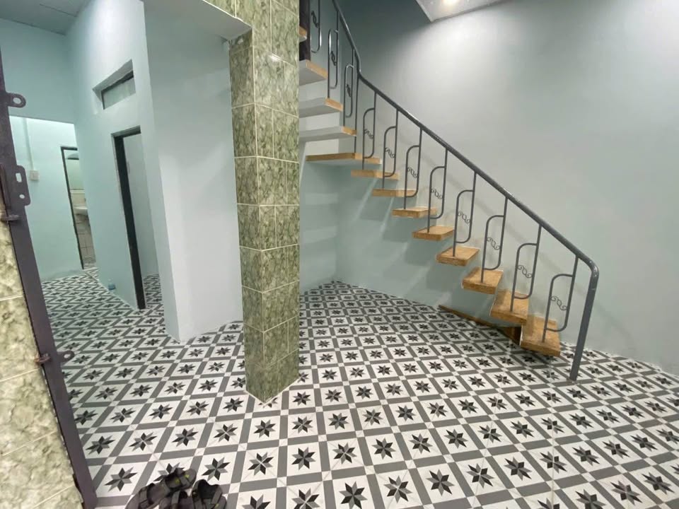 Nhà bán hẻm Tân Trào - Vĩnh Nguyên, Nha Trang 28.2m² giá 2.2 tỷ - Sẵn sàng ở ngay!