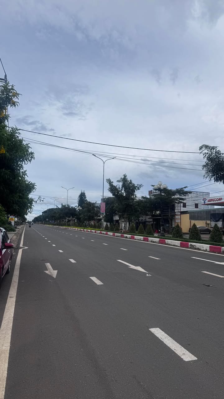 Đất nền mặt tiền đường 17/3, Gia Lai 150m² giá 2.85 tỷ - Vị trí kinh doanh sầm uất!