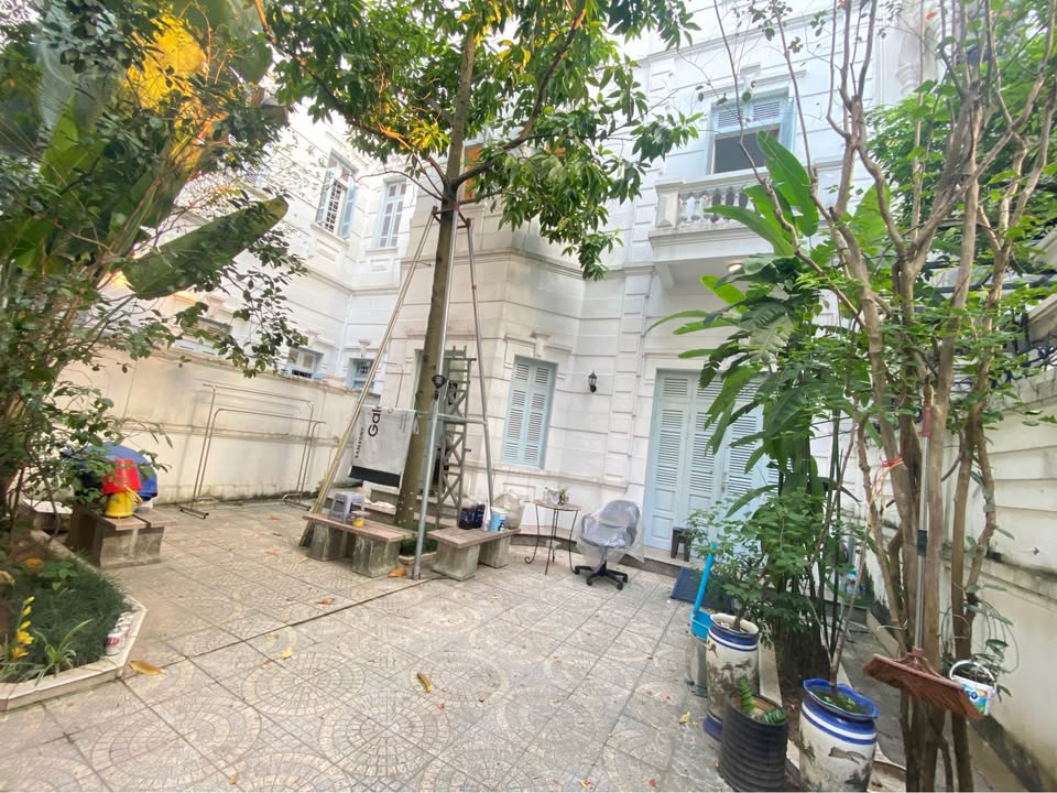 Cho thuê biệt thự sân vườn Hồng Tiến, Long Biên 100m² giá 19 triệu - Không gian sống lý tưởng!