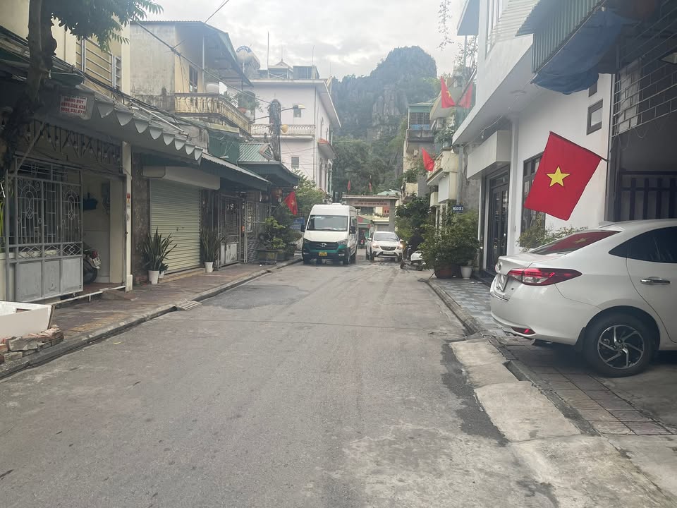 Đất Quang Hanh, Cẩm Phả 122m² giá 1.22 tỷ - Đường ô tô tránh nhau!