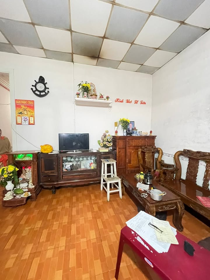 Nhà mặt tiền đường Mạc Đỉnh Chi, Bảo Lộc 350m² giá 3.6 tỷ - Kinh doanh sầm uất!