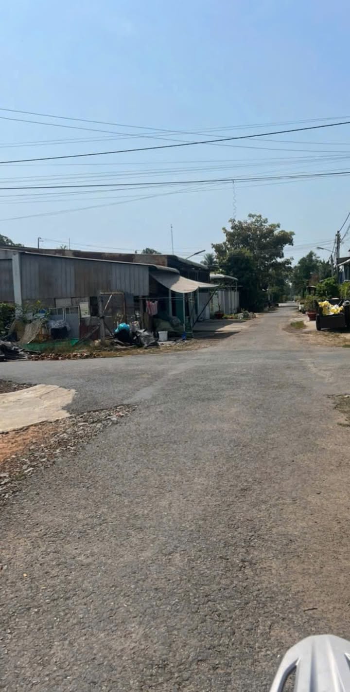 Đất hẻm 63 Nguyễn Chí Thanh, Hòa Thành, Tây Ninh 171m² giá 178 triệu - Đầu tư sinh lời ngay!