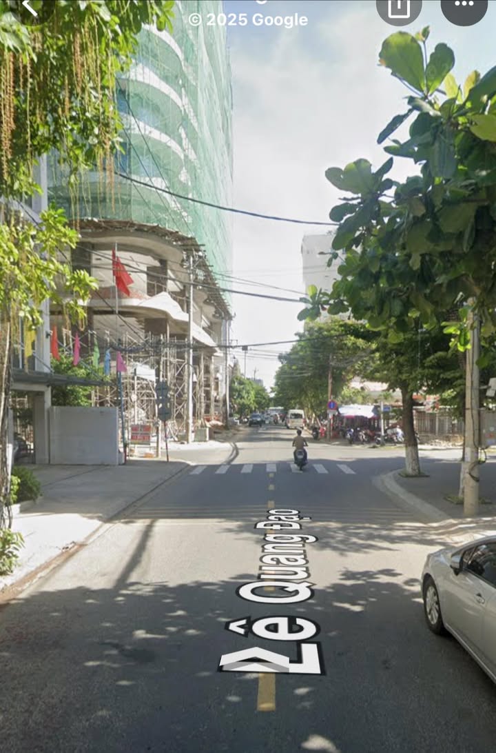 Khách sạn mặt tiền Hoàng Kế Viêm Đà Nẵng 352m² - Đầu tư sinh lời ngay sát biển!