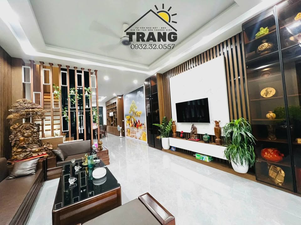 Nhà đẹp An Hưng 100m² giá 6 tỷ - Sẵn sàng vào ở ngay!