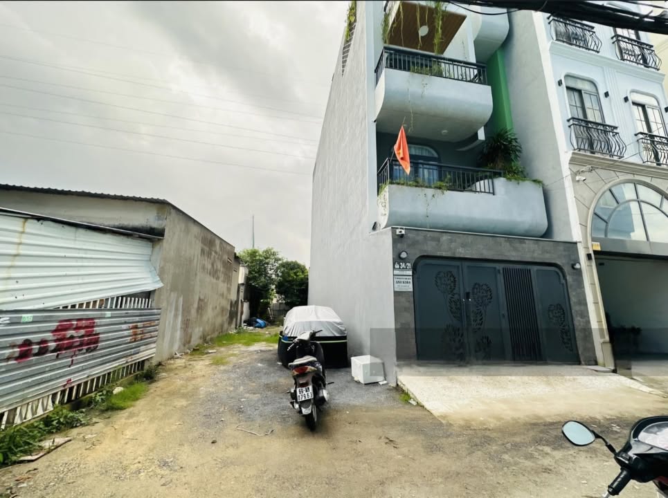 Đất xây CHDV Linh Đông Thủ Đức 140m² giá 9.5 tỷ - Vị trí đắc địa gần trường Vinatex!