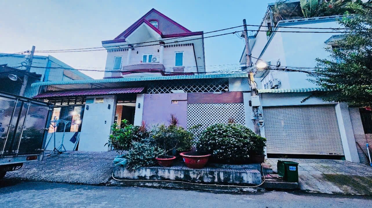 Nhà bán Thủ Đức 266m² giá 19.5 tỷ - Nhà đẹp, thích hợp đầu tư sinh lời cao!