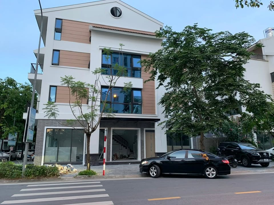 Townhouse góc đẹp tại KĐT Sunny Garden, Quốc Oai 150m² - Pháp lý sạch, nhanh tay sở hữu!