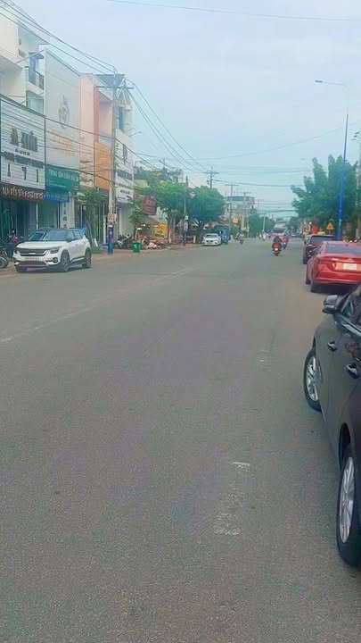 Nhà cấp 4 KDC Vietsing Dĩ An 100m² giá 6.65 tỷ - Đầu tư sinh lời ngay chợ!