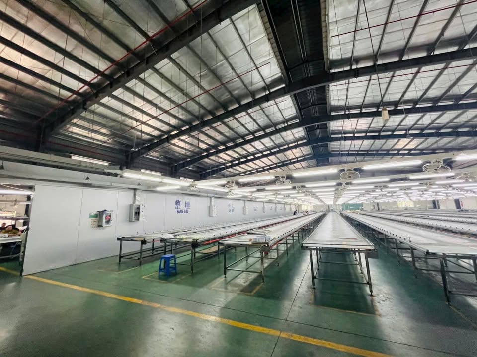 Nhà xưởng bán gấp KCN Sóng Thần 3, Thủ Dầu Một 4.178m² giá 65 tỷ - Pháp lý rõ ràng!