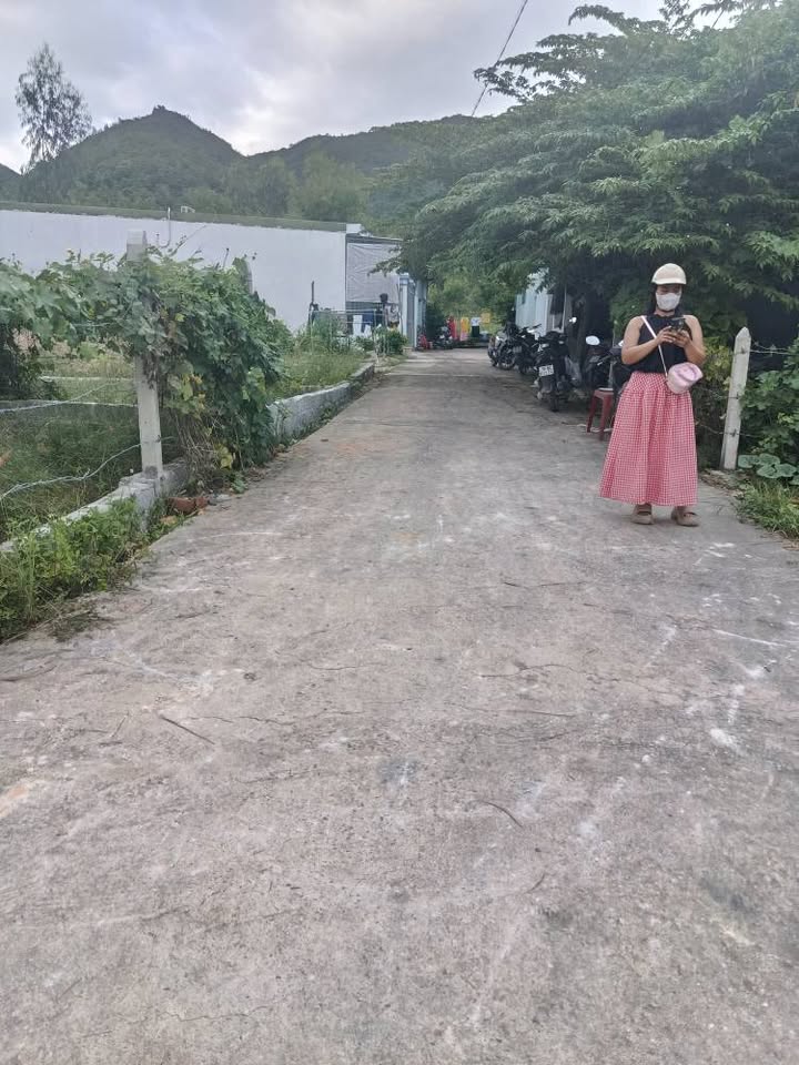 Đất nền Phước Đồng Nha Trang 100m² giá 390 triệu - Sổ chung, vị trí đẹp!