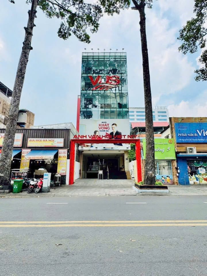 Bán Tòa nhà MTĐ Nguyễn Chí Thanh, Quận 10 - Diện tích 592m², Giá 399 tỷ - Đầu tư sinh lời ngay!