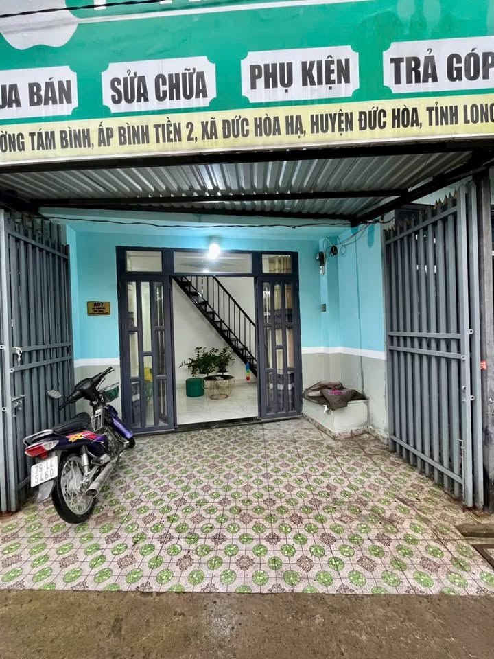 Nhà mặt tiền Tám Bình, Đức Hòa 40m² giá 6 triệu - Kinh doanh thuận lợi!
